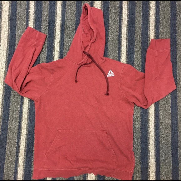 Reebok red pullover - Picture 5 of 9